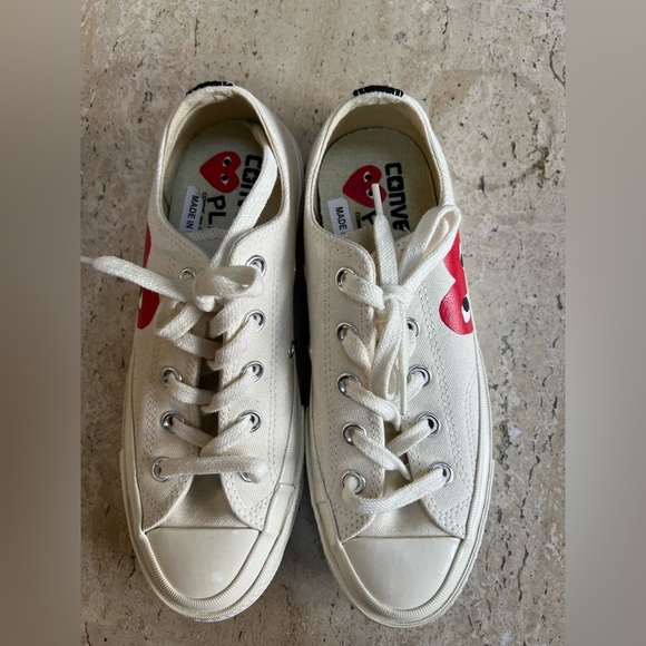 Comme des Garçons Play White Sneakers with Red Heart - Picture 7 of 7